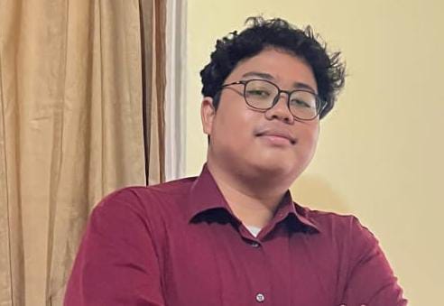 Penulis: Dzaky Herry Marino